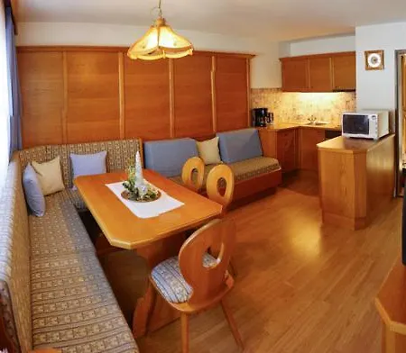 Ferienwohnung Pfeifer 아파트 노이스티프트임스튀바이탈