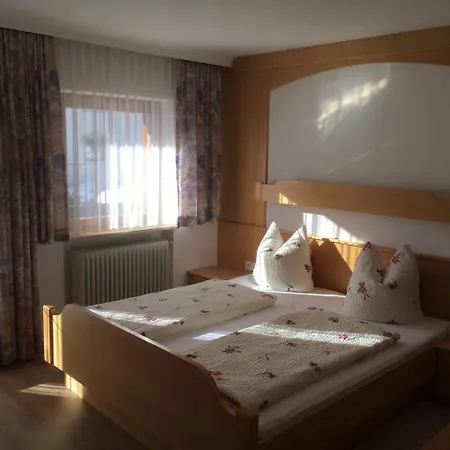 Ferienwohnung Pfeifer 노이스티프트임스튀바이탈